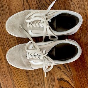 Women’s 7.5 Low Top Vans Old Skool Grey Shoes
